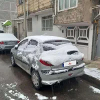 پژو ۲۰۶ تیپ ۲ نقره ای مدل ۱۳۸۳ موتور پلمپ و سالم|خودرو سواری و وانت|بوئین زهرا, |دیوار