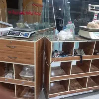 دکور ولوازم عطاری  ترازو غیره همه باهم