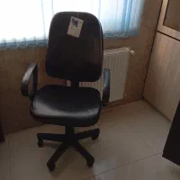 دو عدد صندلی در حد نو