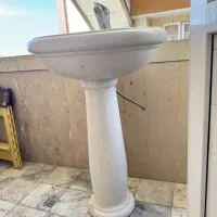 روشویی همراه با شیر در‌حد‌نو