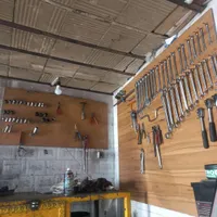 به یک مکانیک ماهر نیازمندم