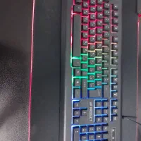 یک عدد موس و یک عدد کیبرد