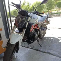 بنلی ۲۵۰ جفت سیلندر (۳۰۰)