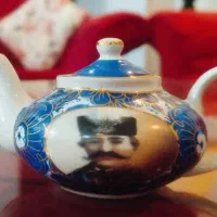 قوری ناصری زعفرانی