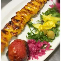 نیازمند نیرو اقا کار در بیرون بر