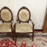 ست مبل سلطنتی ومیزناهارخوری