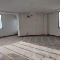 آپارتمان ۱۲۰ متری ابتدای خیابان گلستانک