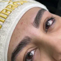فیبروز ابرو و خدمات ارایش دائم