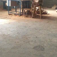 نجار ماهر و نیمه ماهر