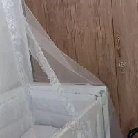 تخت گهواره ای کنار تخت مادر|تخت و سرویس خواب|اراک, |دیوار