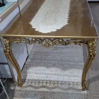 میز ناهار خوری در حد نو