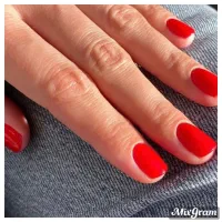 دستیار ناخنکار