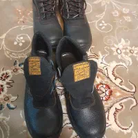 کفش کار محکم