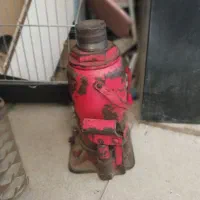 جک کامیون ۵۰ تنی