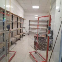 قفسه پایه  آهنی و رومیزیچوبی