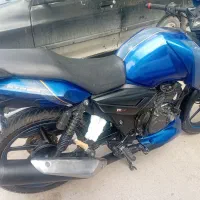 آپاچی۱۶۰ آبی کاربنی