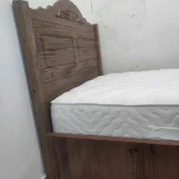 سرویس خواب +دراور و آیینه (ب دلیل مهاجرت)|تخت و سرویس خواب|رشت, چله خانه|دیوار