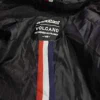 ۱عددکاپشن گرم فرانسوی زنانه میباشد