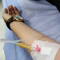 ویزیت پزشک خدمات پرستاری سرم سوند تزریقات در منزل