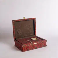 قرآن نفیس(جلدوجعبه ترمه)(کد۹۸)پالتویی      فخررازی|کتاب و مجله مذهبی|تهران, بهارستان|دیوار