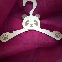 آویز لباس کودک