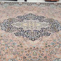 دو تخته فرش نه متری سالم. هر تخته ده تومان