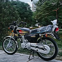 ۱۲۵ پیشرو|موتورسیکلت|شاهین‌شهر, خبرنگار|دیوار