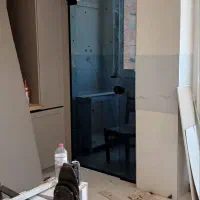 شیشه مغازه نرده شیشه سکوریت