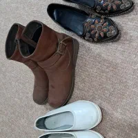 تعدادی کفش