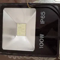 پروژکتور LED ضدآب ۱۰۰ وات IP65