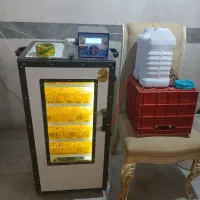 دستگاه جوجه کشی