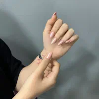 کاشت ناخن ۴۰۰ ترمیم ۳۰۰