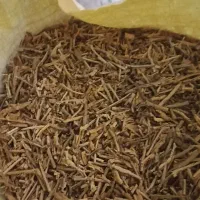 پوشال و خاک اره