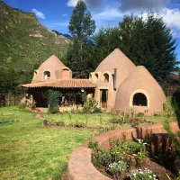 استخدام موشن گرافیک و ادیتور حرفه‌ای