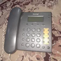 تلفن رو میزی