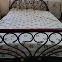 تخت دونفره همراه باتشک