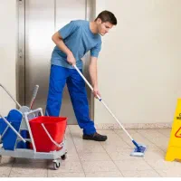 جویای شغل سرایداری و حراست در مجتمع‌های مسکونی