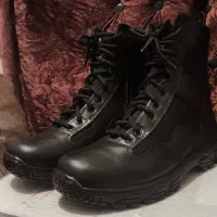 بوت چرم|کیف، کفش، کمربند|آمل, |دیوار