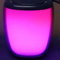 اسپیکر پرتابل با کیفیت و قدرت صدای بالا