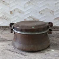 ساعت های قدیمی عتیقه انتیک قابلمه مسی|کلکسیون اشیاء عتیقه|قزوین, |دیوار