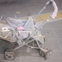 کالسکه ۲ نفره بچه سالم  فروش فوری .ب علت نداشتن حا