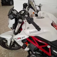 بنلی ۳۰۰ مدل ۹۷ سفید