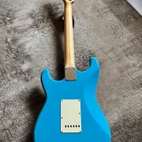 گیتار الکتریک squier stratocaster ژاپن|گیتار، بیس، امپلیفایر|تهران, شیرازی|دیوار