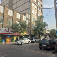 ۱۵۰متر مغازه تجاری بهترین موقعیت بین ایثار ومفتح