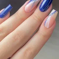 کاشت ناخن ۳۰۰