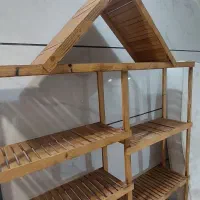 قفسه چوبی