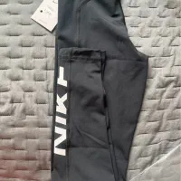 لگ ورزشی نایک