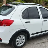 کوییک Rs سفید مشکی