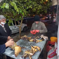 سوزاندن کله و پاچه گوسفند