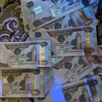 پول دلار و...تزئینی|کلکسیون سکه، تمبر، اسکناس|اسلام‌شهر, |دیوار